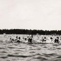 Народ купается. Фотомастерская Пуллинена, Терийоки, 1932 г.(3)