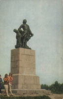 8. Памятник Петру I