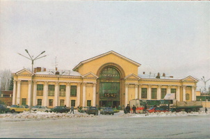 8. Выборг. Новое здание железнодорожного вокзала (1953 г.).