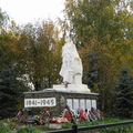 Братская могила погибших солдат