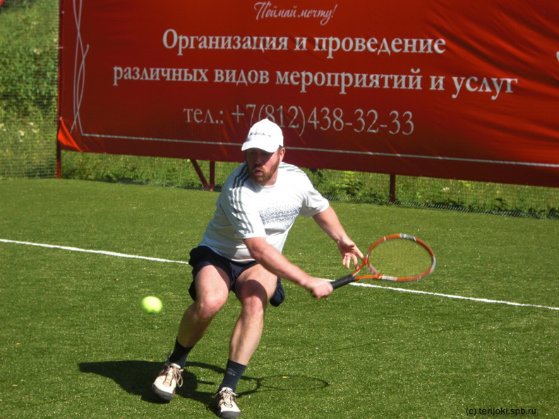 tennis_090726-02.jpg