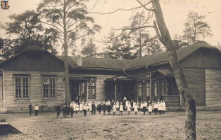 Народная школа района Кякёсенпяя