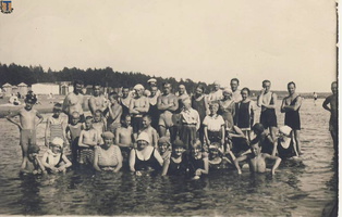 Терийоки, на пляже. Середина 1920-х гг.