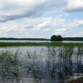 Озеро Вуокса в Приозерске Вид с железнодорожной дамбы