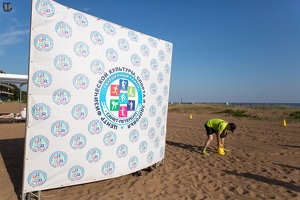 Соревнования по бегу по песку 