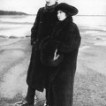 Чуковский с женой на даче
